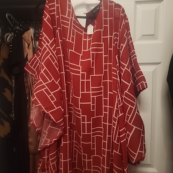 Brand new Red and white Midi caftan - Picture 3 of 4